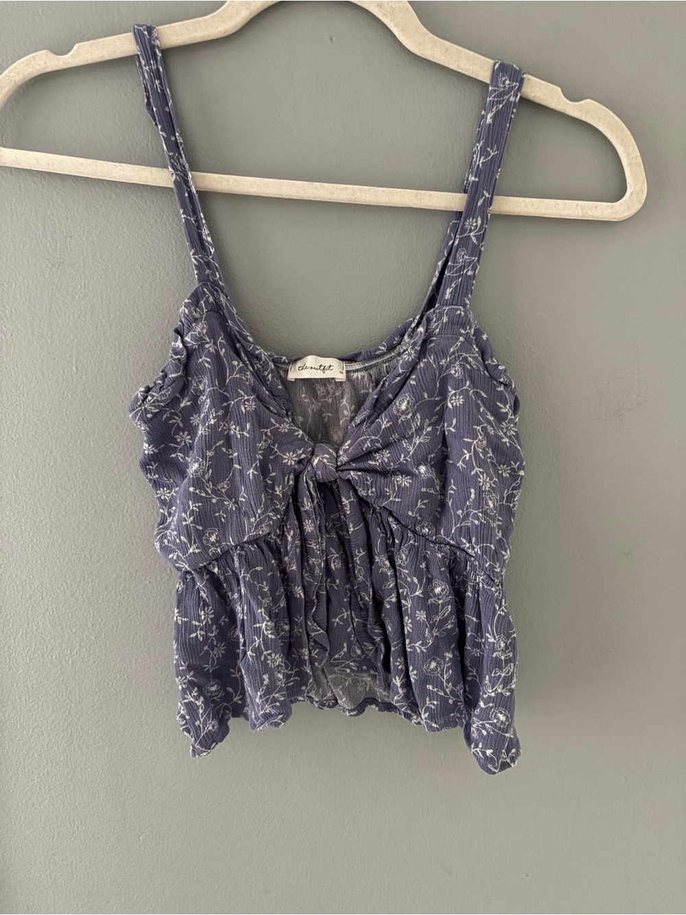 Amazon The Outfit Women's Floral Print Blouse in Lavender Gray